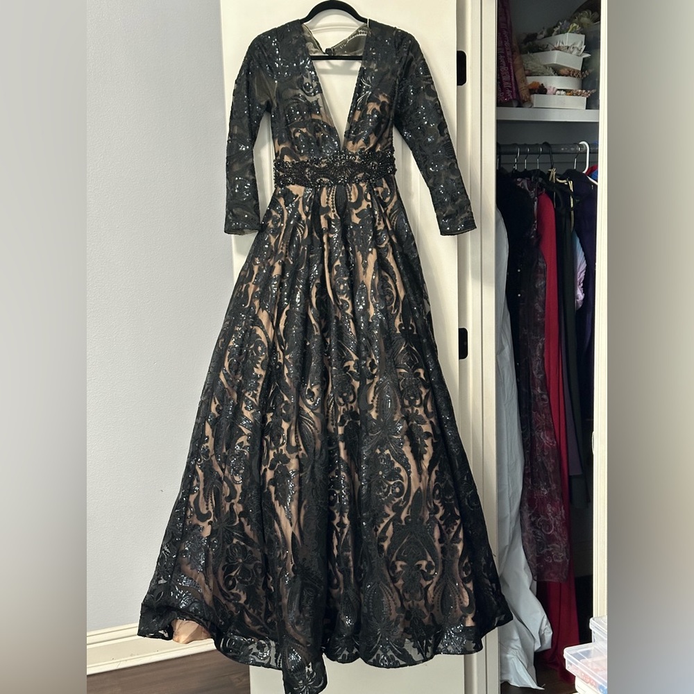 NWT Mac Duggal Black Gown